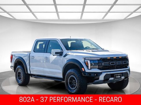 Used 2025 Ford F150 Raptor AWD/4WD image 5