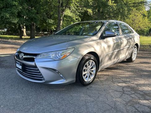 Used 2016 Toyota Camry LE w/ Protection Package (Q2) FWD image 4