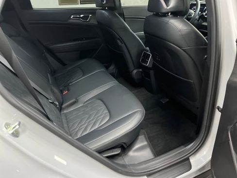 Certified 2023 Kia Sportage X-Pro Prestige image 31