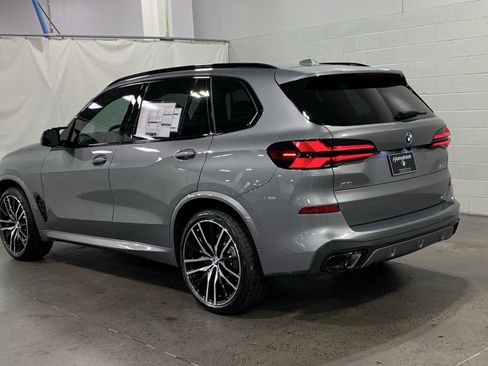 Used 2026 BMW X5 M60i w/ Climate Comfort Package AWD/4WD image 6