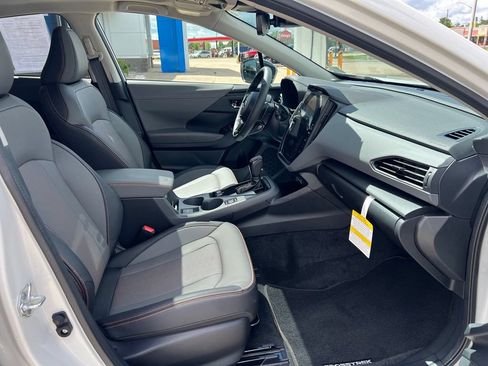 Used 2026 Subaru Crosstrek 2.5i Limited w/ Crosstrek Mirror Package AWD/4WD image 11