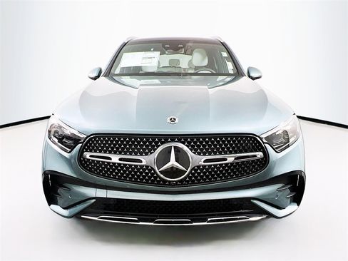 New 2026 Mercedes-Benz GLC 300 4MATIC image 2