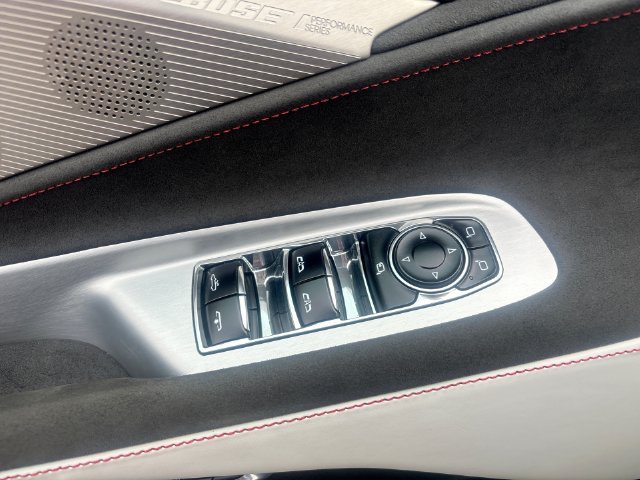 Used 2023 Chevrolet Corvette Stingray Premium Conv w/ Z51 Performance Package RWD image 13