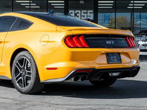 Used 2022 Ford Mustang GT Premium image 11