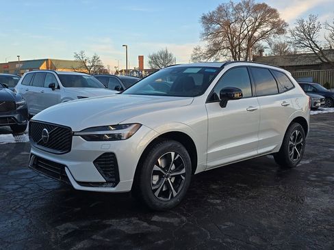 New 2026 Volvo XC60 B5 Core w/ Climate Package AWD/4WD image 1