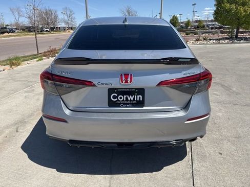 Used 2022 Honda Civic Sport image 7