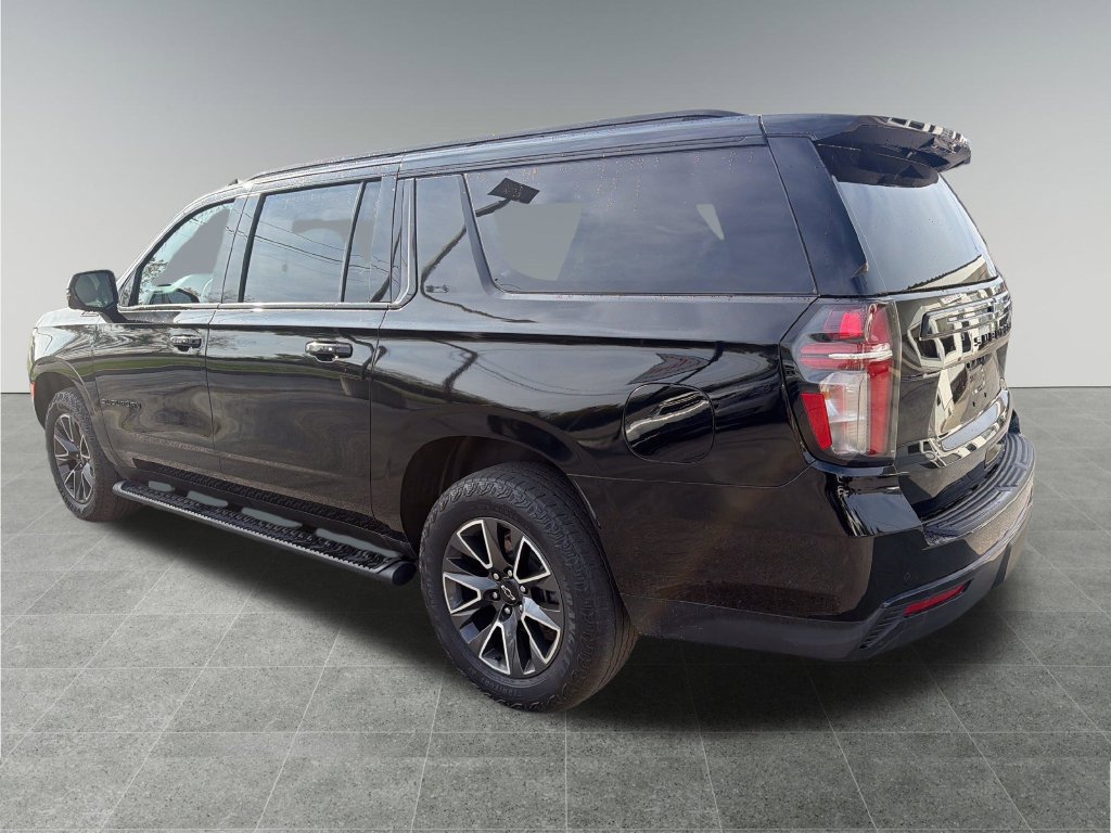 Used 2023 Chevrolet Suburban Z71 w/ Z71 Off-Road Package AWD/4WD image 4