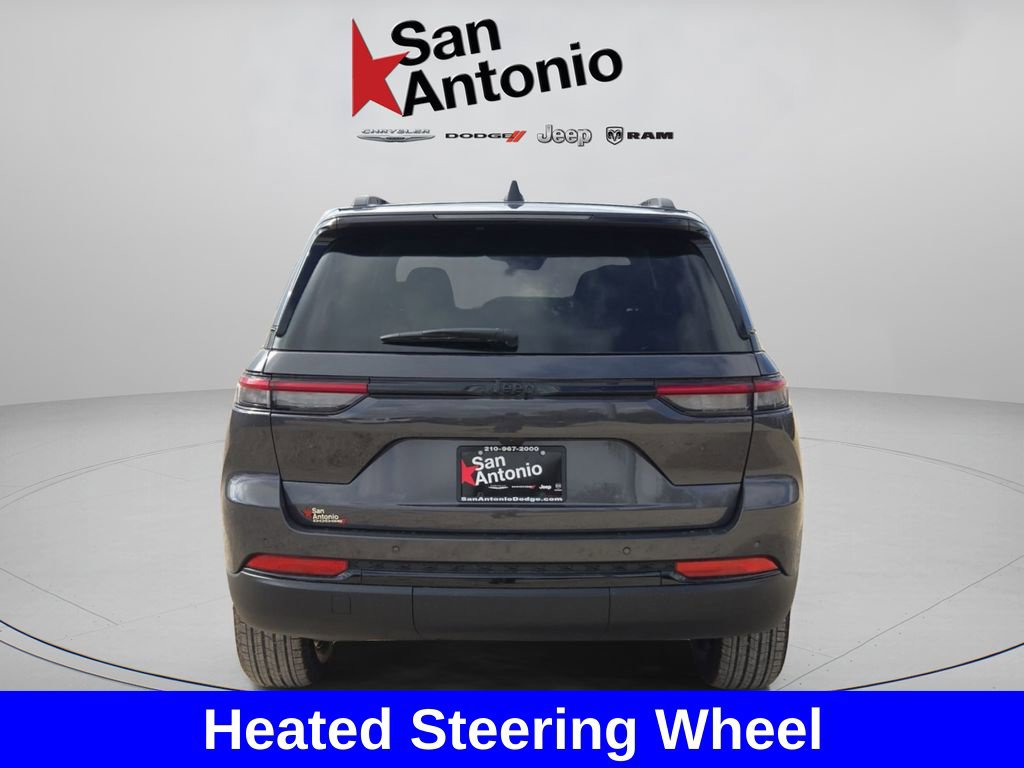 New 2025 Jeep Grand Cherokee Altitude RWD image 13