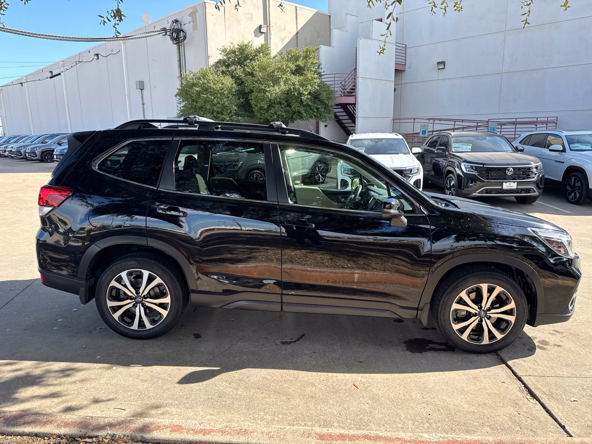 Used 2019 Subaru Forester Limited w/ Popular Package #3 AWD/4WD image 4