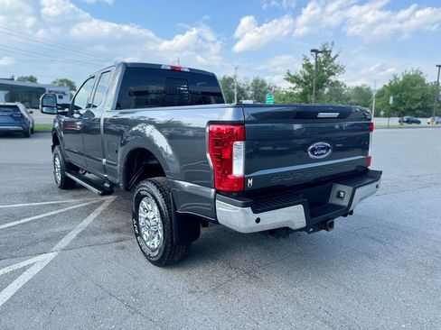 Used 2019 Ford F350 XLT w/ XLT Premium Package AWD/4WD image 4
