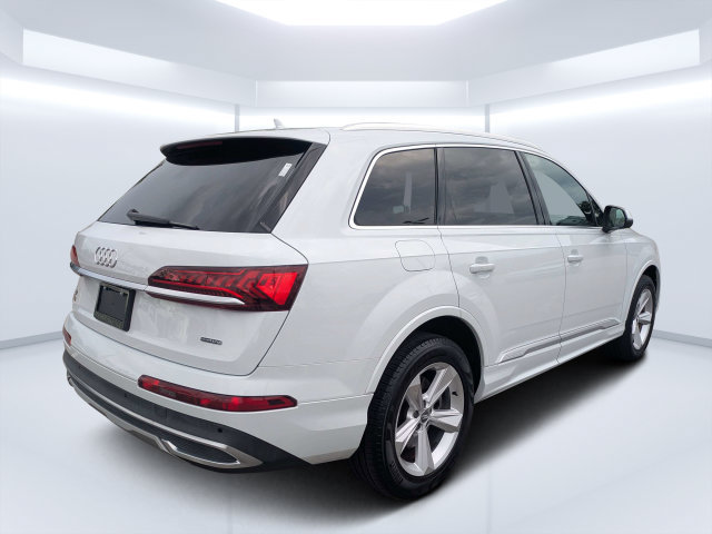 Used 2020 Audi Q7 2.0T Premium w/ Convenience Package AWD/4WD image 3