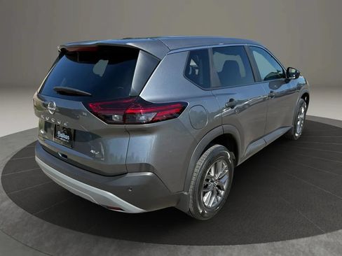 Used 2023 Nissan Rogue S AWD/4WD image 4