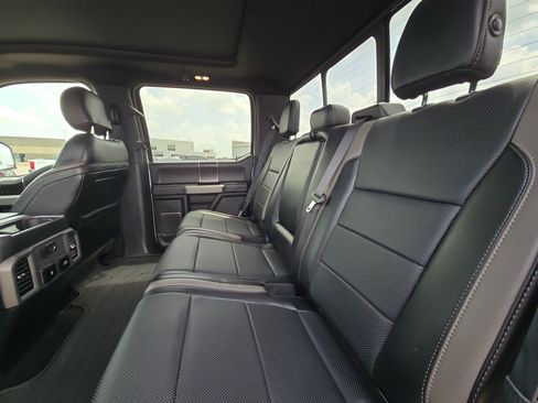 Used 2018 Ford F150 Raptor w/ Equipment Group 802A Luxury AWD/4WD image 28