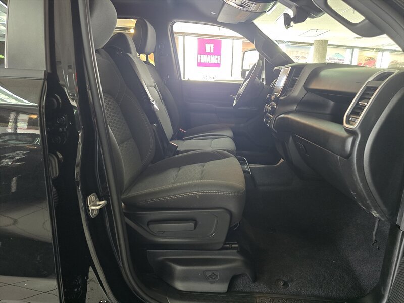 Used 2025 RAM 1500 Tradesman w/ Night Edition AWD/4WD image 14