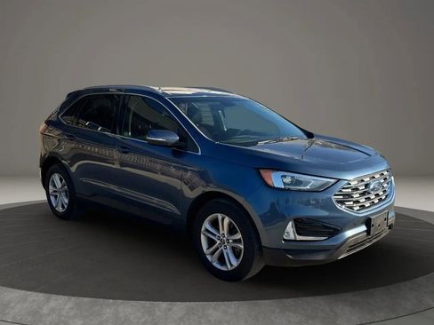Used 2019 Ford Edge SEL image 12