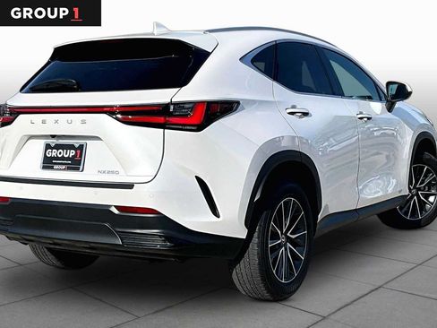 Used 2025 Lexus NX 250 FWD w/ Premium Package image 11