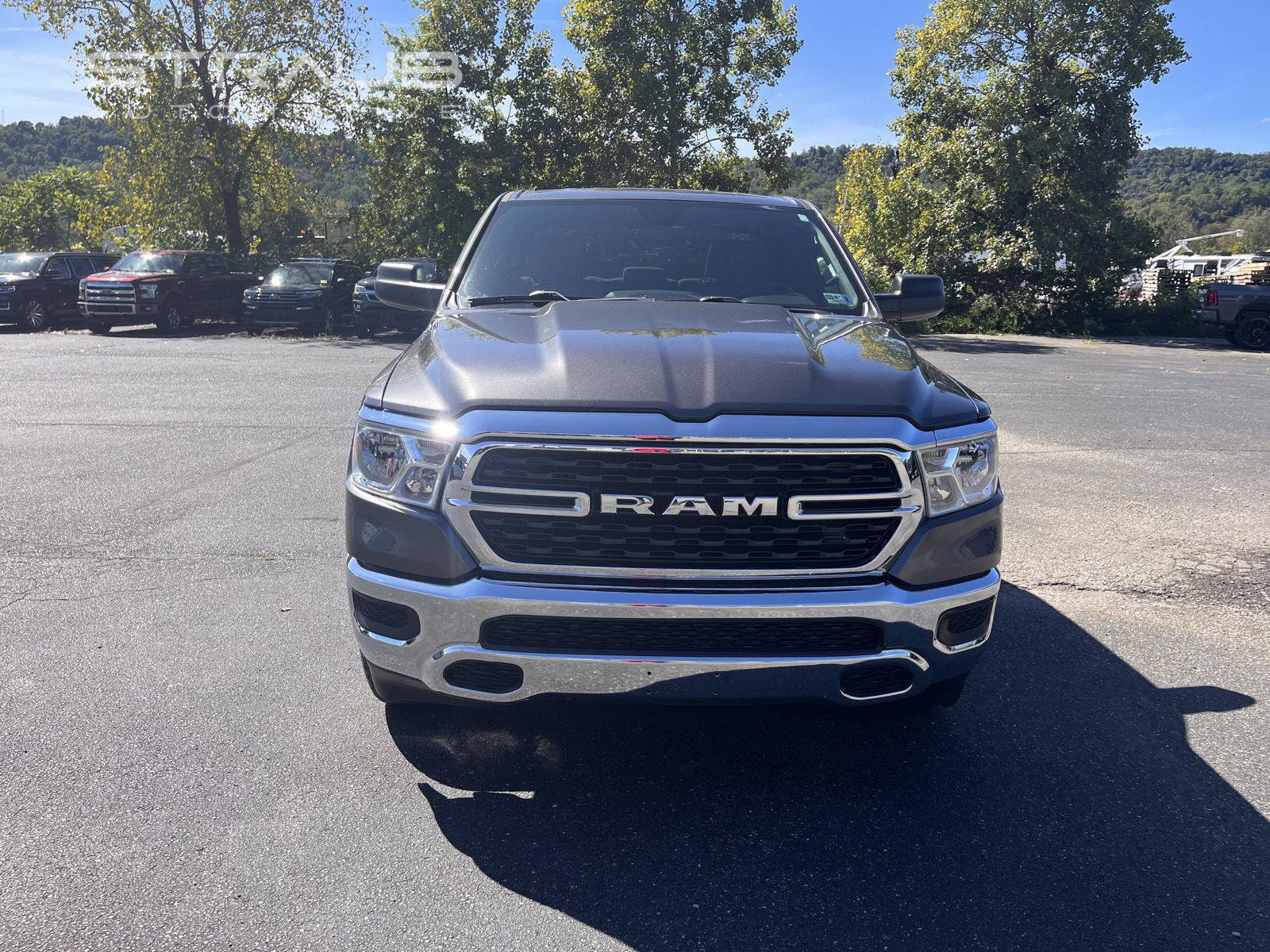 Used 2024 RAM 1500 Big Horn AWD/4WD image 3