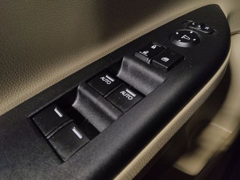 Used 2015 Honda Accord EX-L image 27