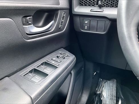 Certified 2025 Honda CR-V Sport-L image 33