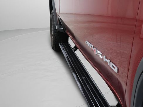 Used 2025 GMC Sierra 2500 AT4X AWD/4WD image 31