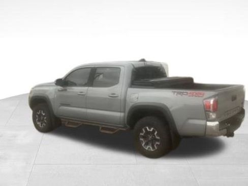 Used 2020 Toyota Tacoma TRD Off-Road image 3