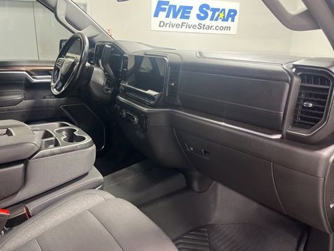 Used 2025 Chevrolet Silverado 1500 RST image 22