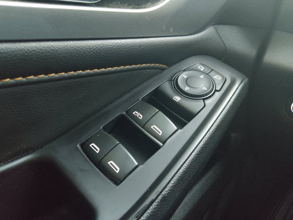 Used 2020 Chevrolet Traverse LT w/ LT Premium Package AWD/4WD image 27