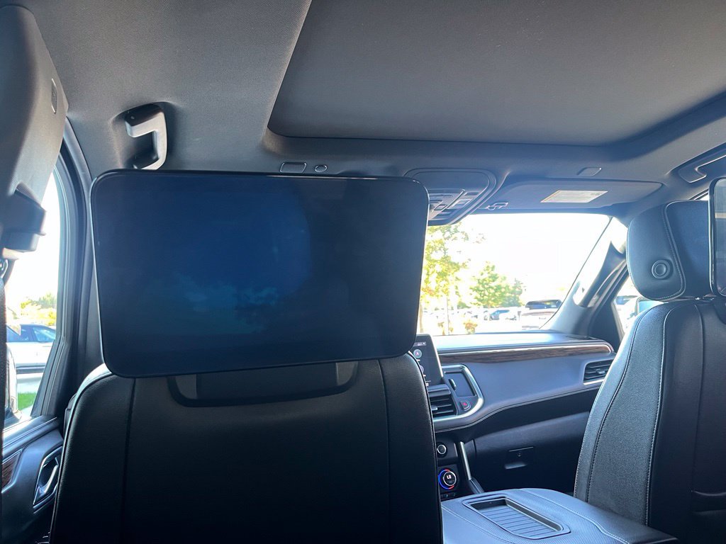 Used 2021 Chevrolet Suburban Premier AWD/4WD image 15