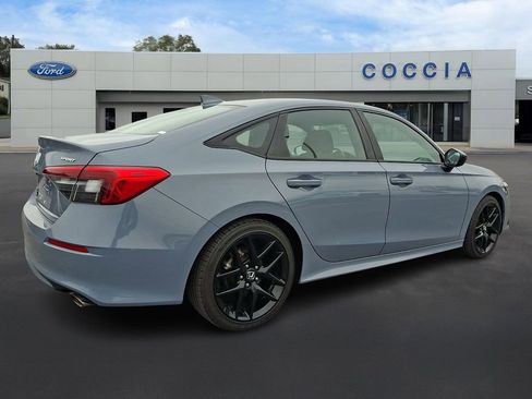 Used 2023 Honda Civic Sport image 4