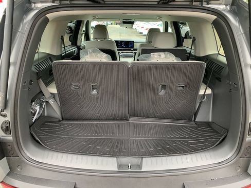 Used 2025 Hyundai Santa Fe SEL AWD/4WD image 6