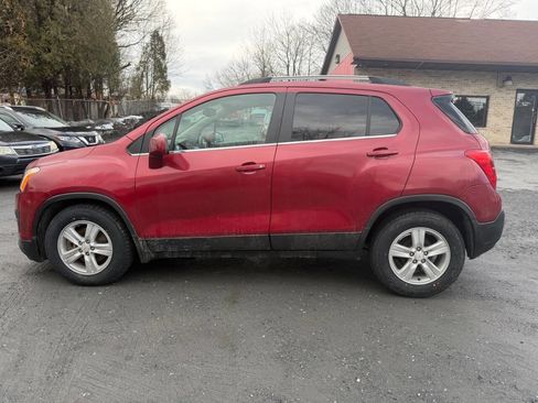Used 2015 Chevrolet Trax LT w/ LT Plus Package image 18