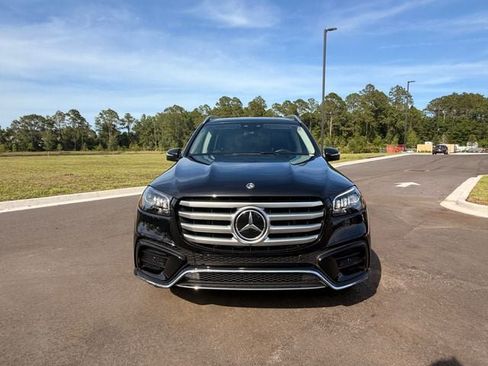 Used 2026 Mercedes-Benz GLS 450 4MATIC image 19