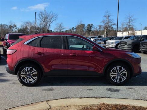 Used 2022 Ford Escape SEL w/ Technology Package image 3