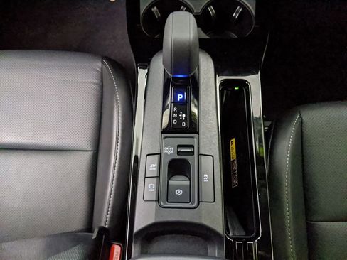 Used 2025 Toyota Prius XLE image 15