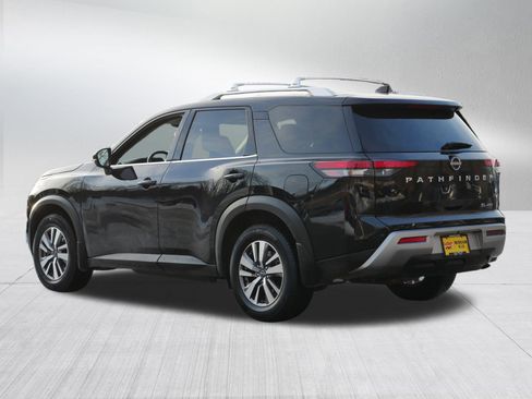 Certified 2022 Nissan Pathfinder SL image 5