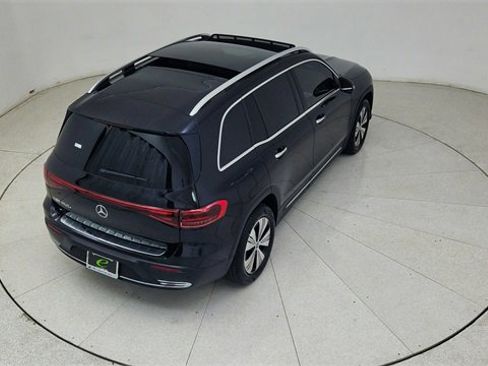 Used 2024 Mercedes-Benz EQB 250+ w/ Driver Assistance Package image 82