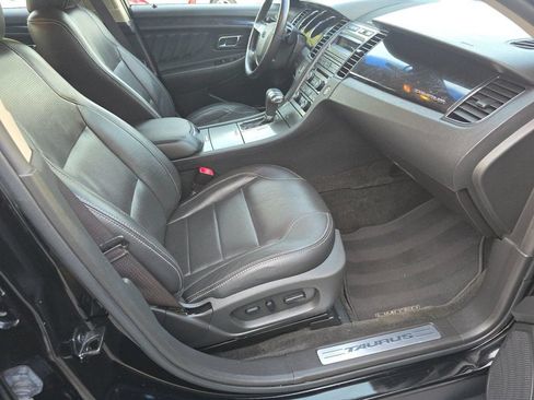 Used 2012 Ford Taurus Limited FWD image 16