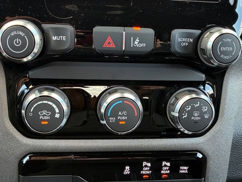 New 2026 RAM 1500 Classic Warlock AWD/4WD image 4