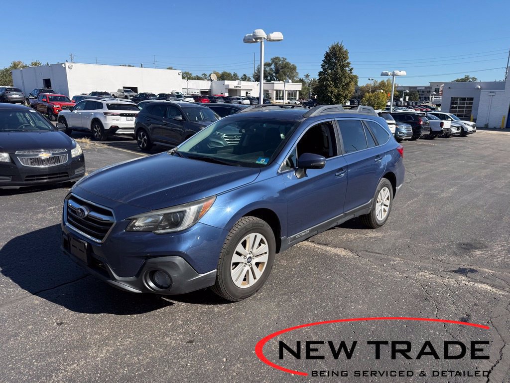 Used 2019 Subaru Outback 2.5i Premium AWD/4WD image 1