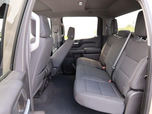 Used 2022 Chevrolet Silverado 1500 Custom Trail Boss AWD/4WD image 9