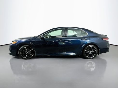 Used 2019 Toyota Camry XSE FWD image 4