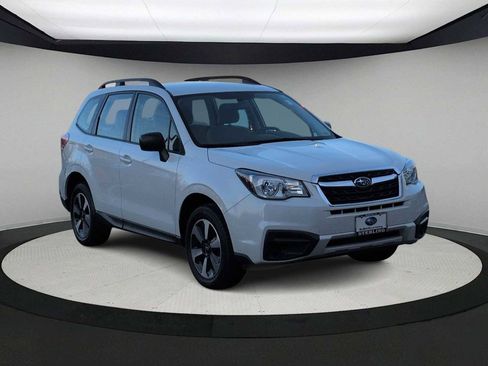 Used 2017 Subaru Forester 2.5i w/ Alloy Wheel Package image 2