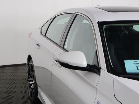 Certified 2022 Honda Accord Touring image 14