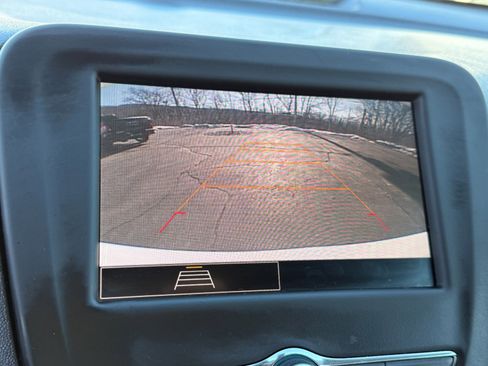 Used 2022 Chevrolet Equinox LT image 33