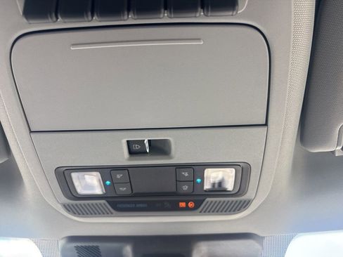 Used 2026 Ford F250 XLT w/ XLT Premium Package AWD/4WD image 32