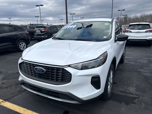 Used 2023 Ford Escape Active image 3