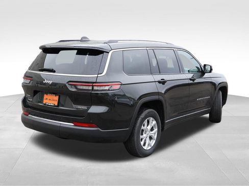 Used 2023 Jeep Grand Cherokee L Limited AWD/4WD image 5