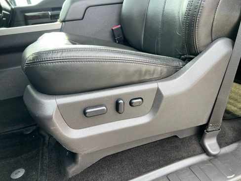 Used 2013 Ford F250 Platinum image 15