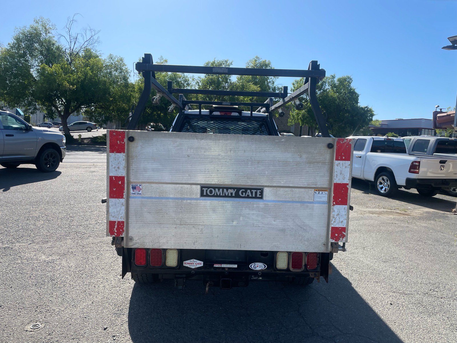 Used 2017 Ford F250 XL w/ Power Equipment Group AWD/4WD image 9