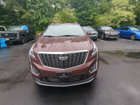 Used 2022 Cadillac XT5 Premium Luxury w/ Technology Package FWD image 8